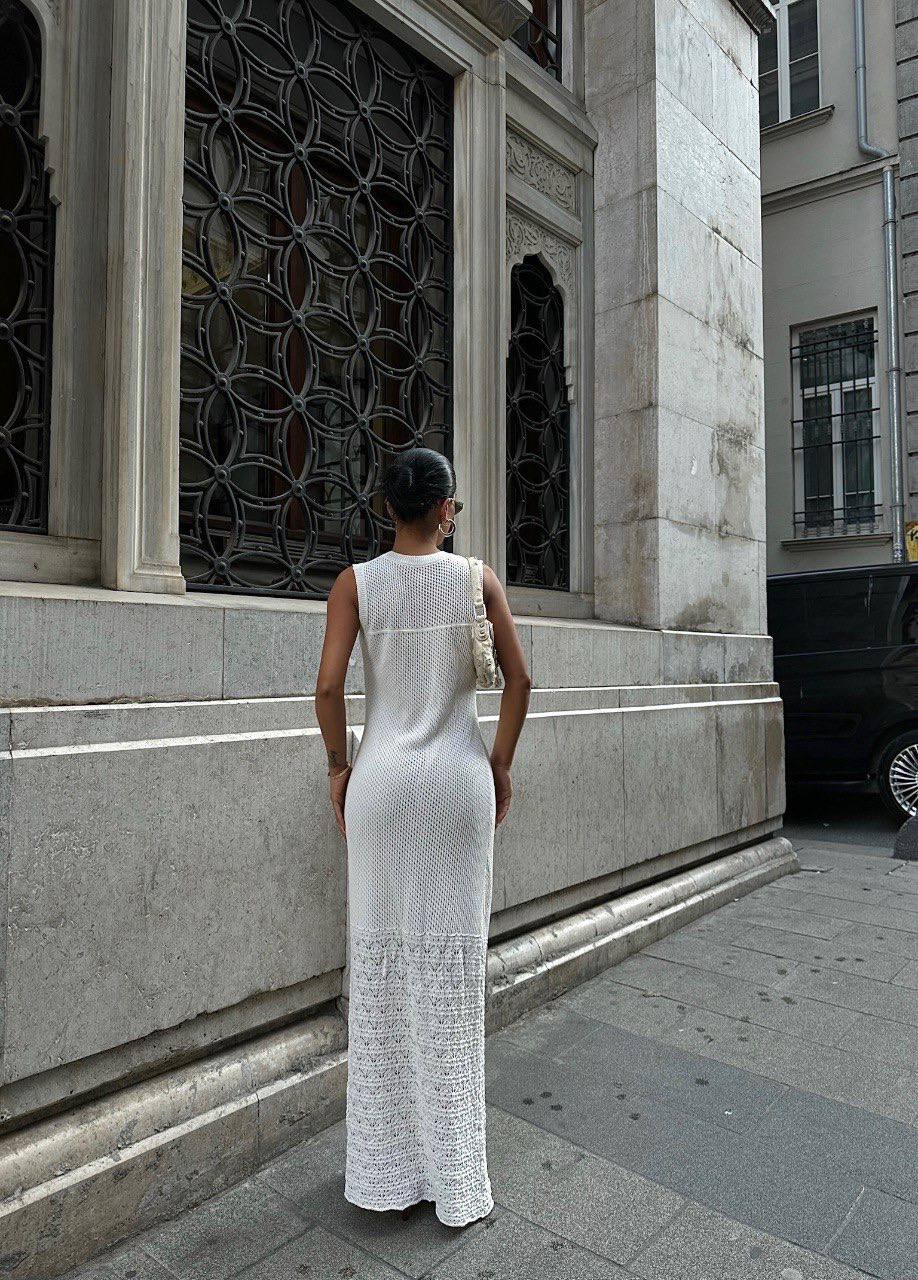 Robe Old Money White